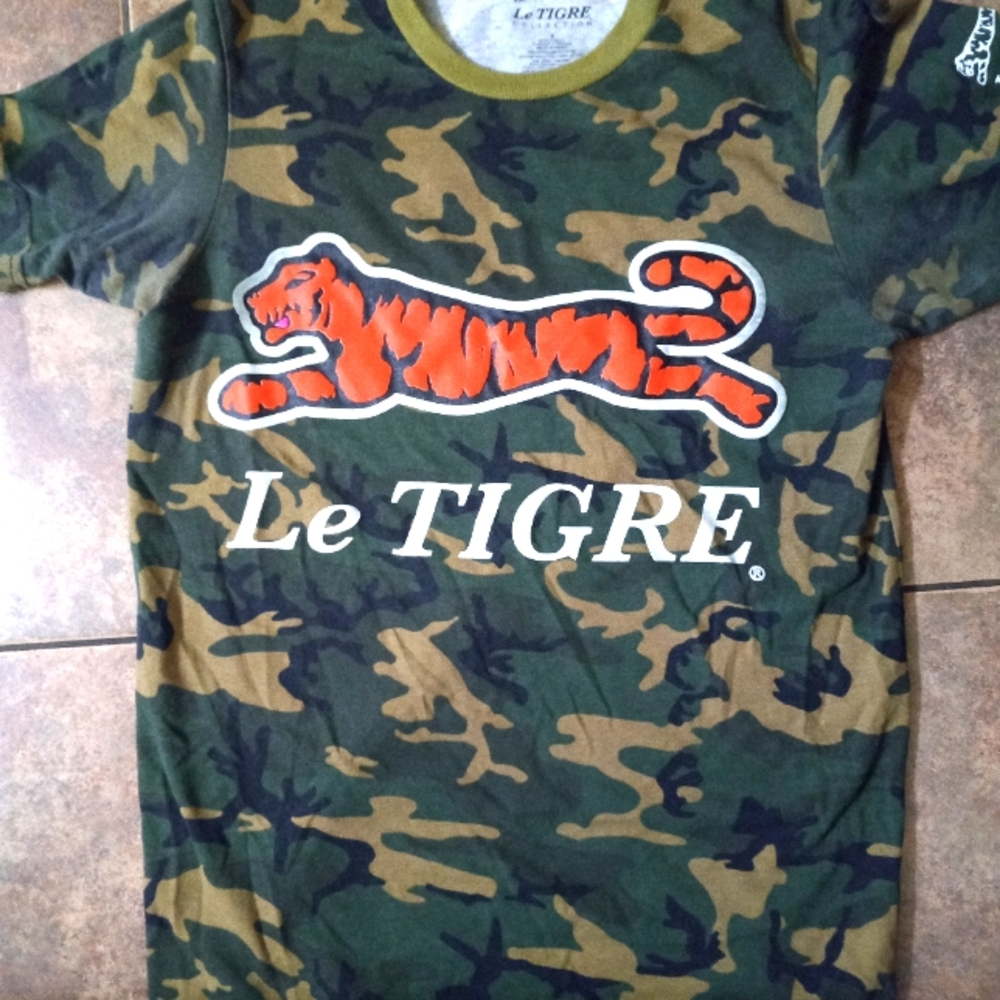 LE TIGRE Camo classic t-shirt Small.